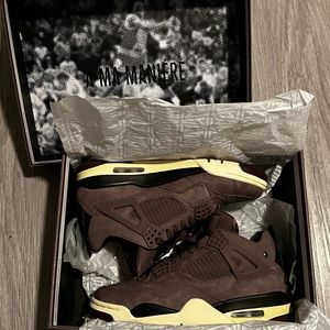 A Ma Maniére x Air Jordan 4 Retro (Violet Ore)